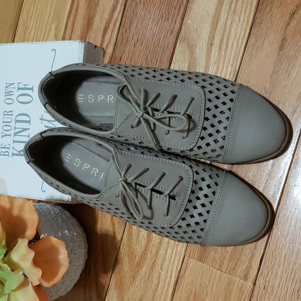 ✳️FIRM price✳️ Esprit Shoes